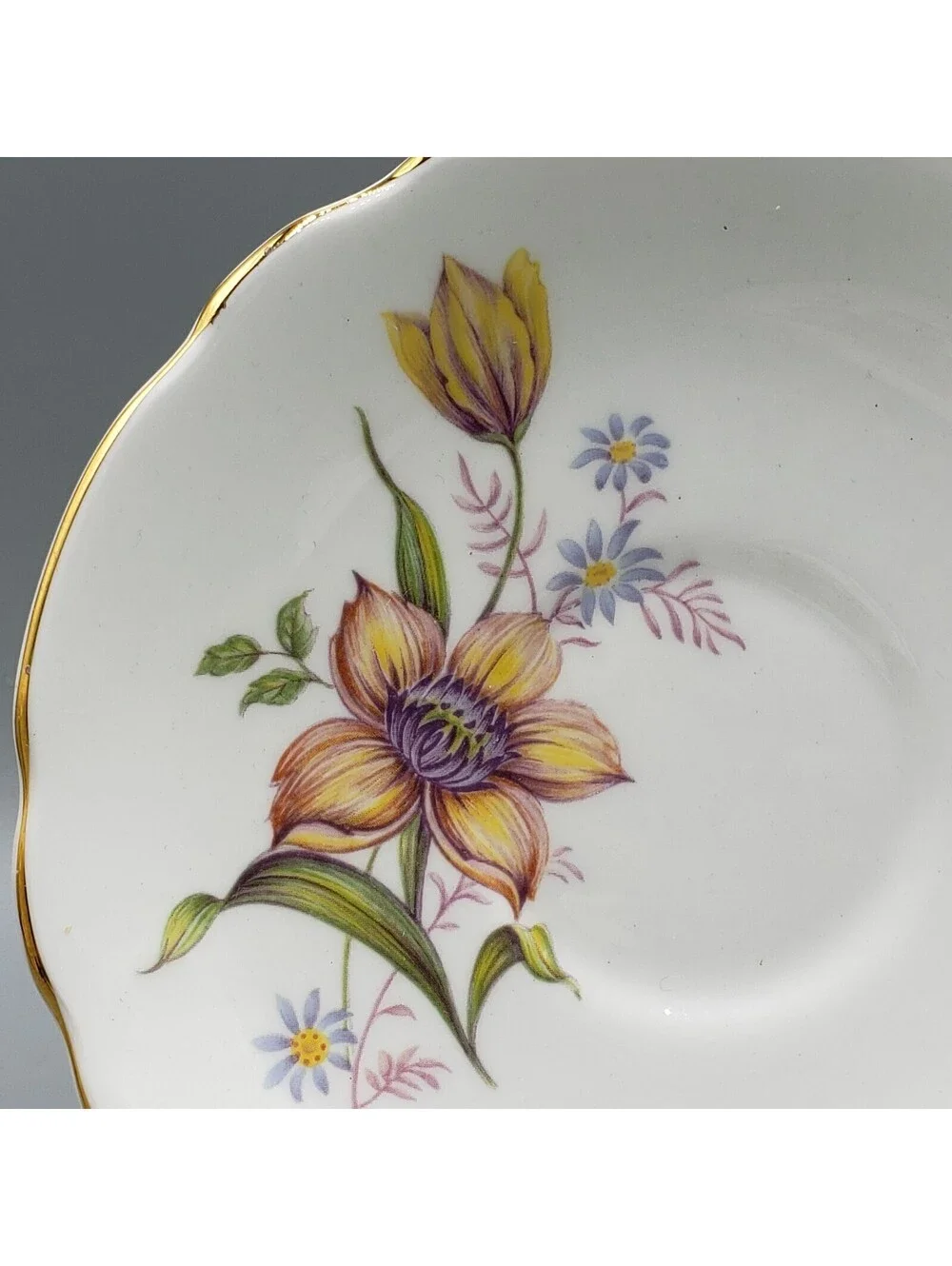 VTG Royal Ascot Teacup & Saucer Orange Purple Flower Bone China England Gold